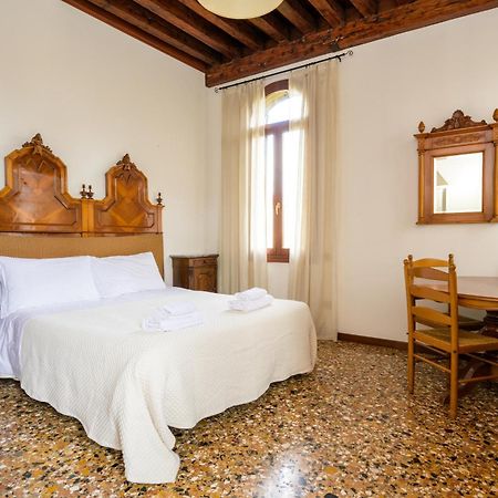 شقة San Trovaso البندقية المظهر الخارجي الصورة
